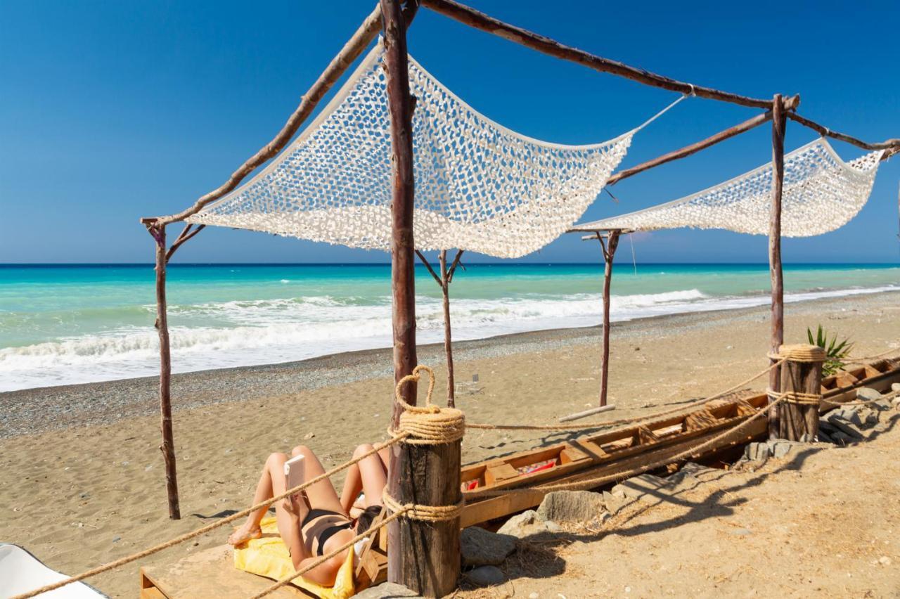 Villa Beach Heaven Pomos Exterior photo